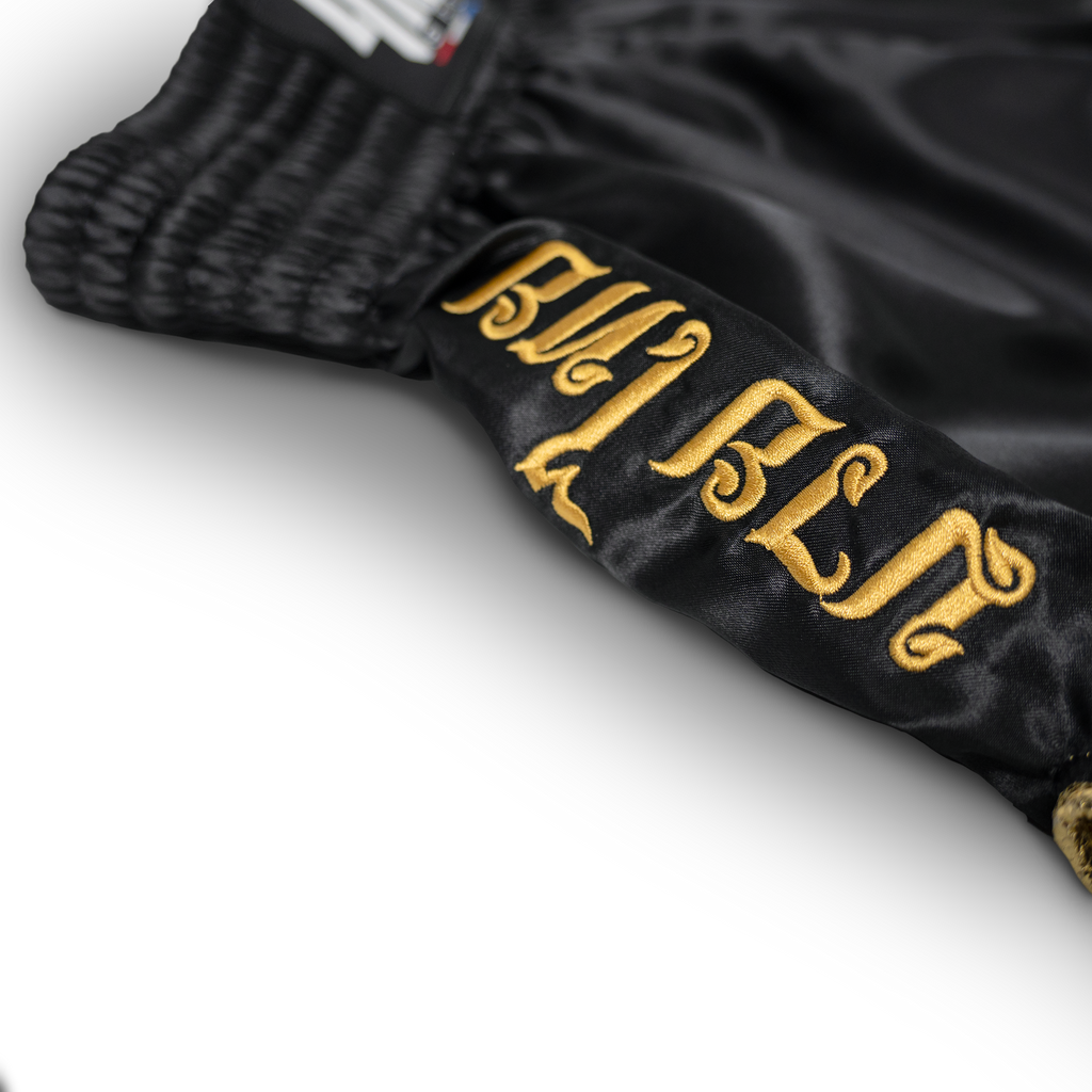 No Problem Muay Thai Shorts – Black/Gold